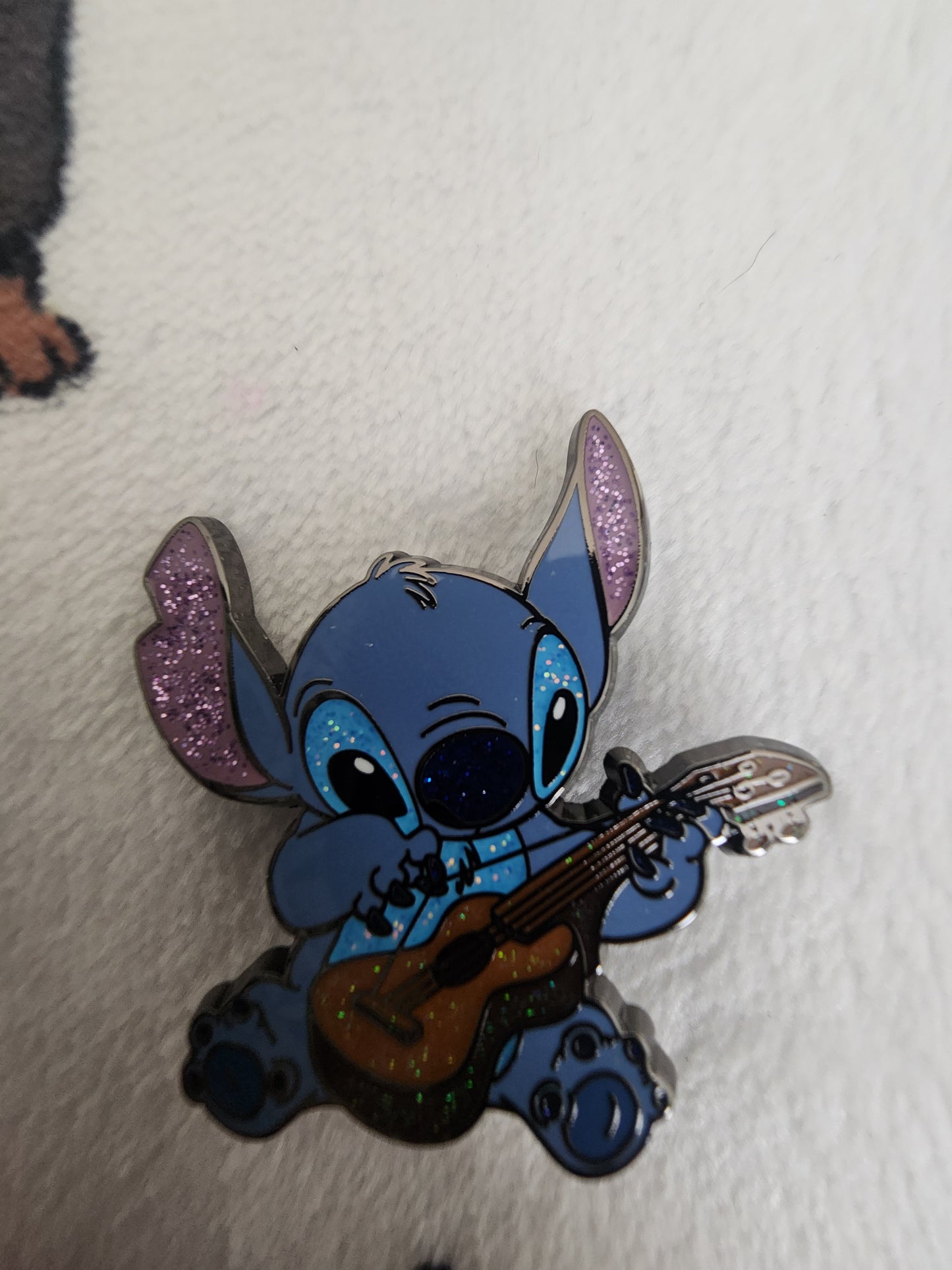 Figpin Disney Lilo and Stitch Glitter Mystery Pins