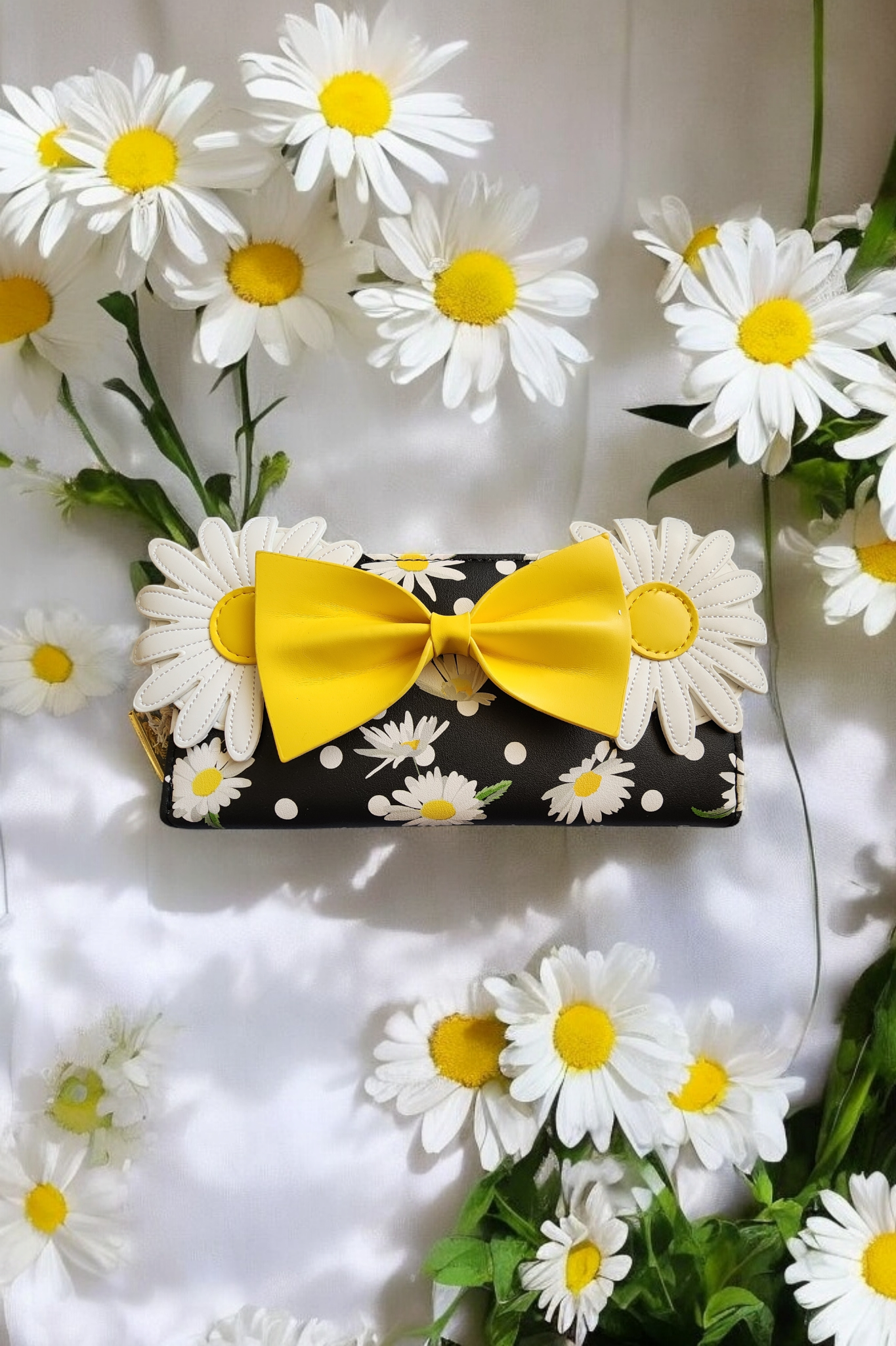 Loungefly Disney Minnie Mouse Daisy Flowers Wallet