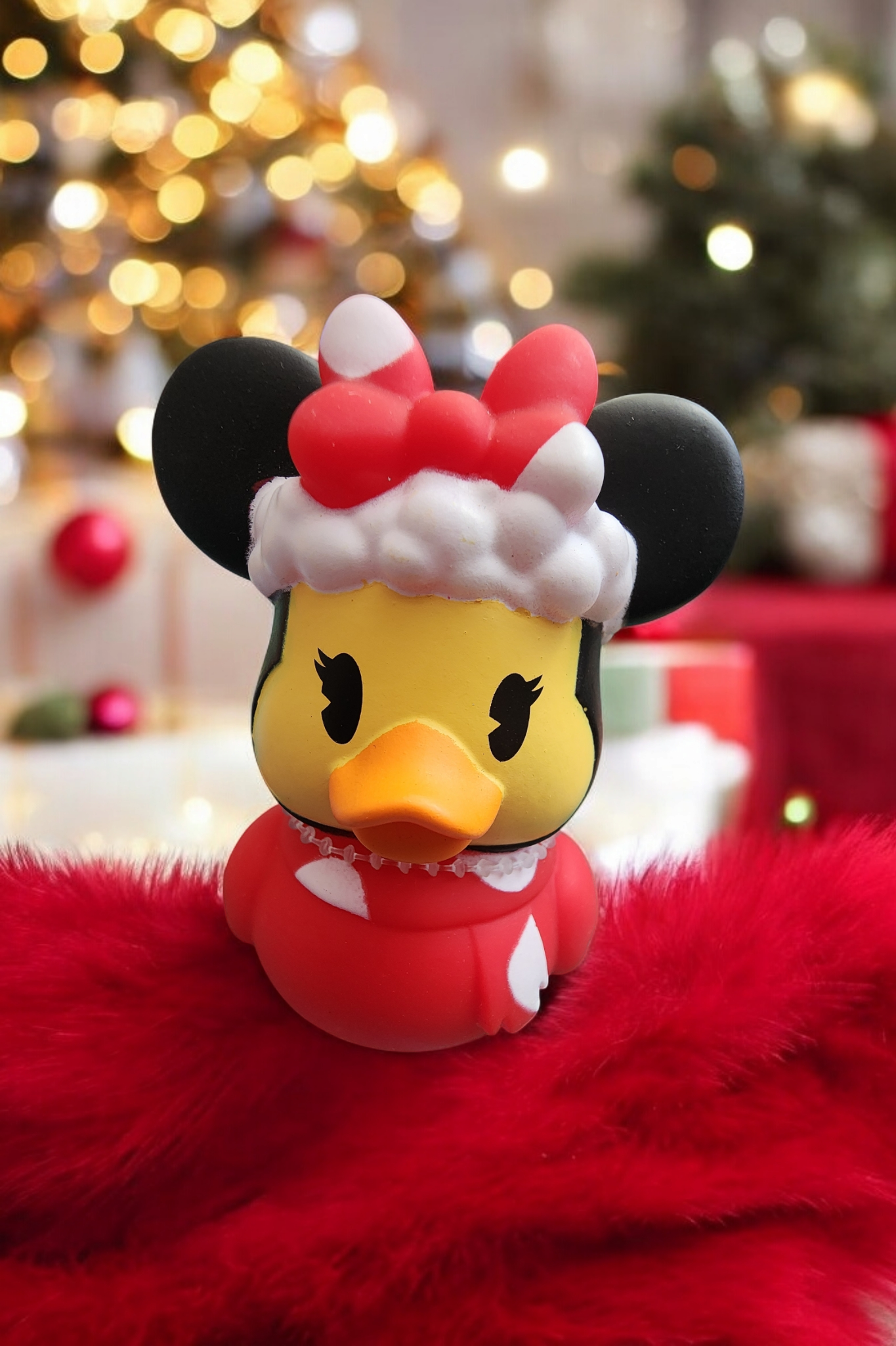 Disney Minnie Mouse Mrs Claus Rubber Duckie