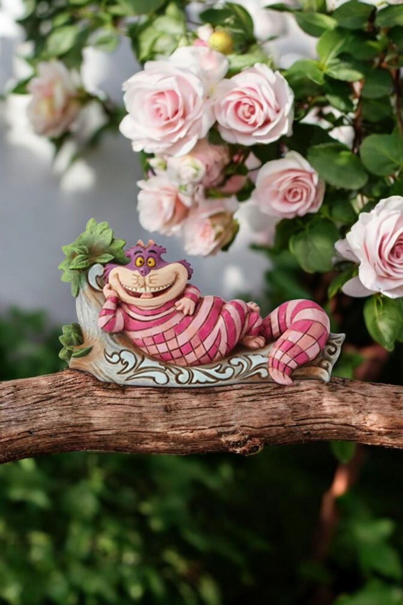 Jim Shore Disney Alice in Wonderland Cheshire Cat Figure