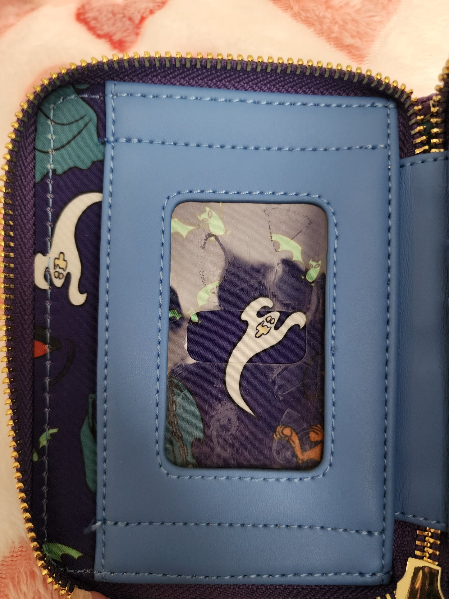 Loungefly Scooby-Doo Shaggy & Scooby Glow in the Dark Eyes Wallet