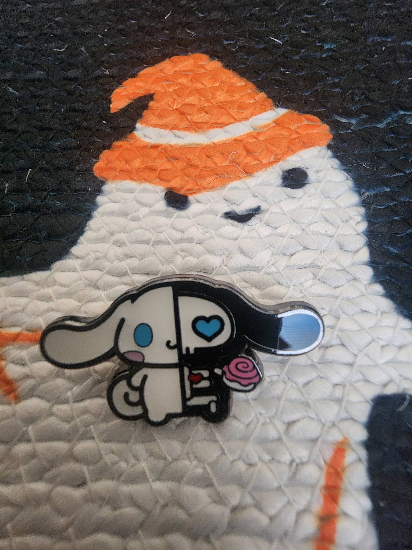 Loungefly Hello Kitty and Friends Skelton Halloween Mystery Pins