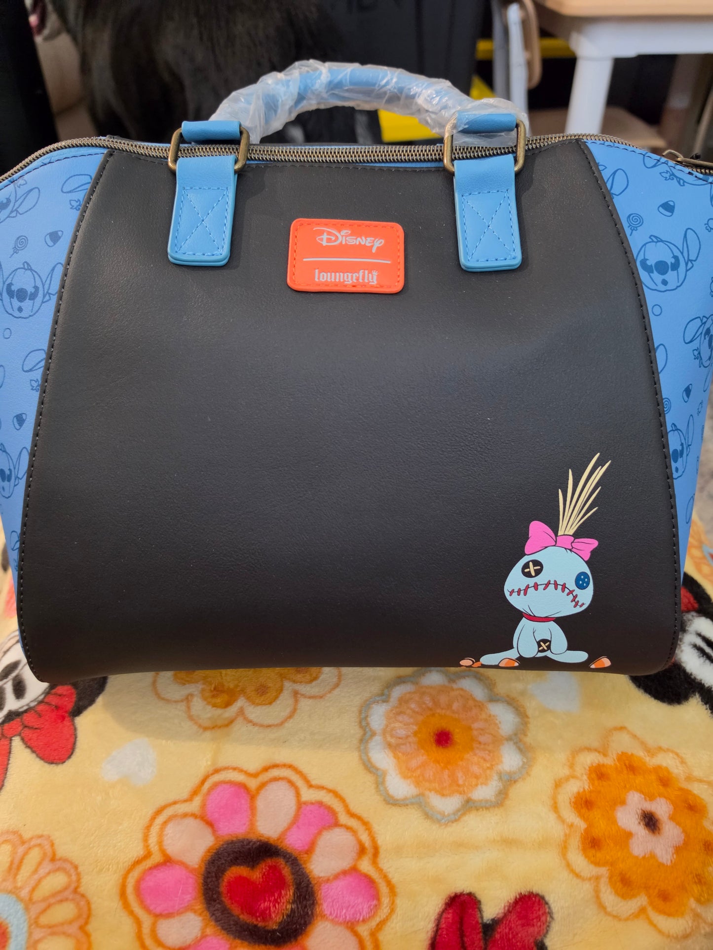 Loungefly Disney Stitch as a Pumpkin Halloween Handbag