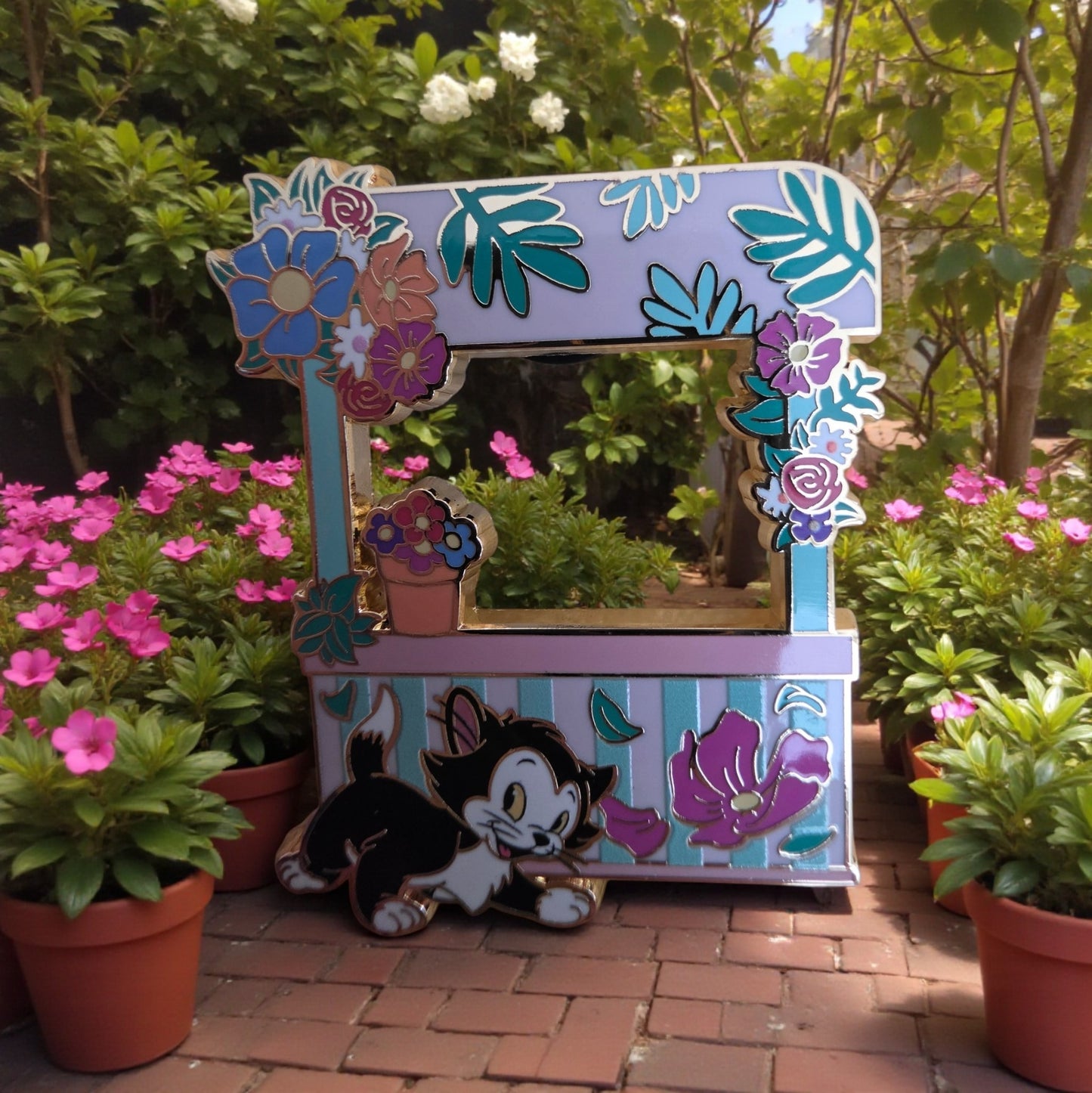 Disney Cats and Dogs Food Stand Mystery Pins
