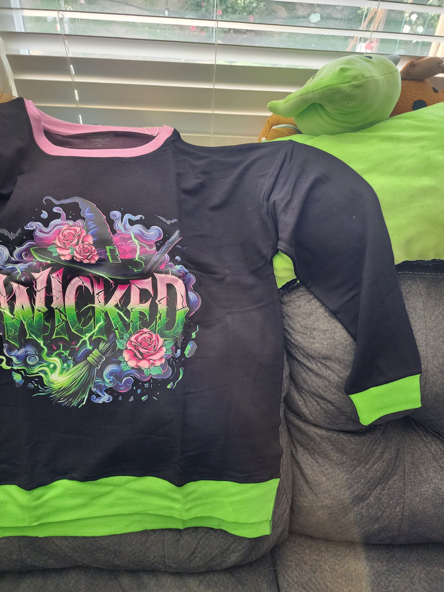 CP Wicked Floral Bamboo Sweatshirt