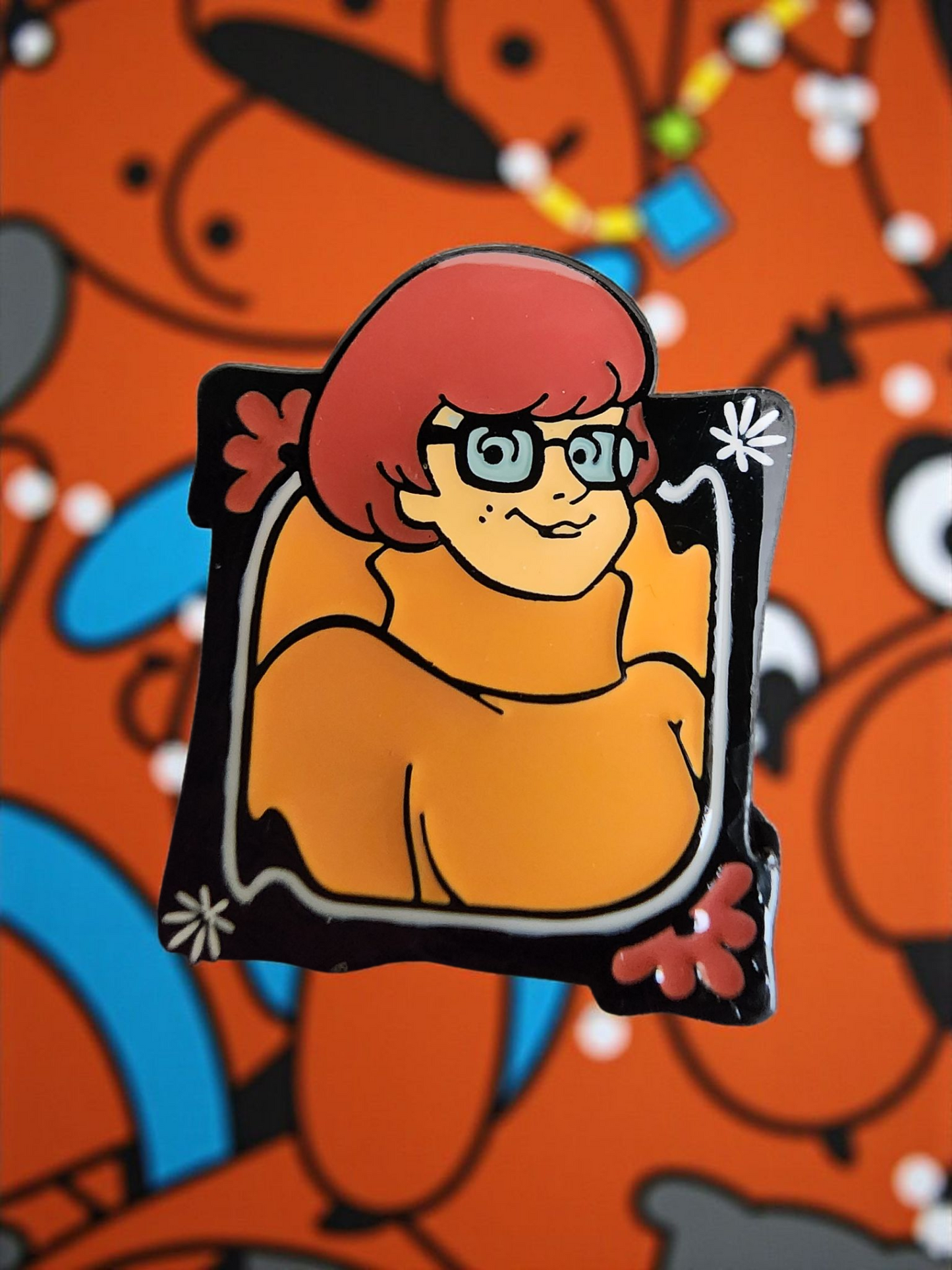 Scooby-Doo Characters In Floral Frames Mystery Pins