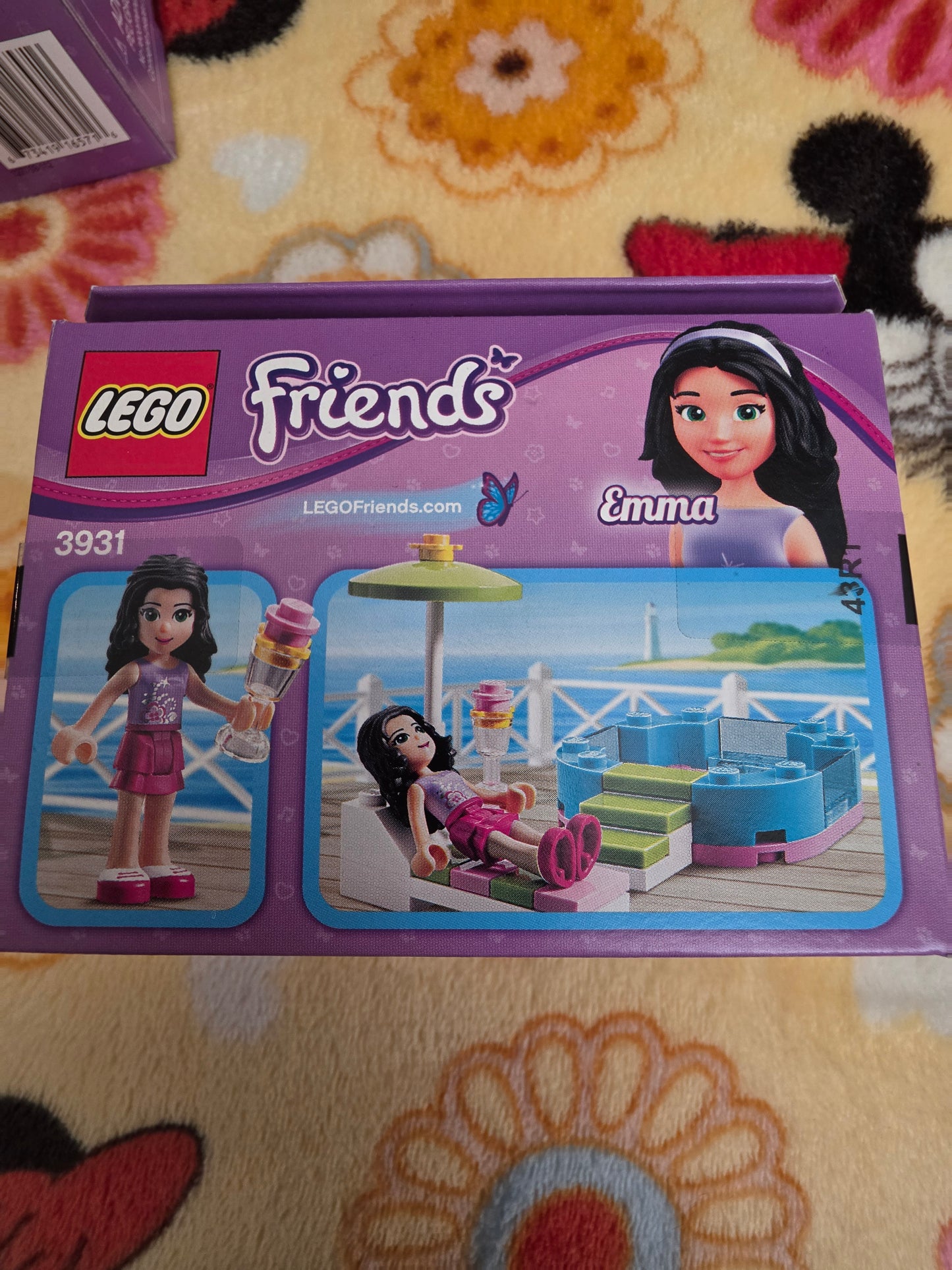 LEGO Friends 3931 Emma's Splash Pool Set "Retired"