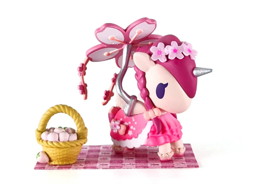 Tokidoki Unicorno Picnic Party Blossom Belle Special Edition Figure