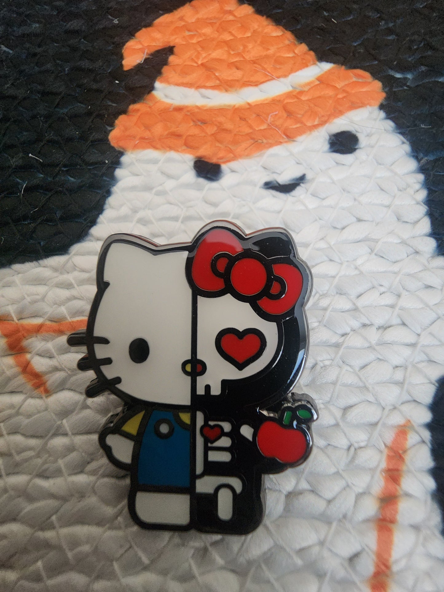 Loungefly Hello Kitty and Friends Skelton Halloween Mystery Pins