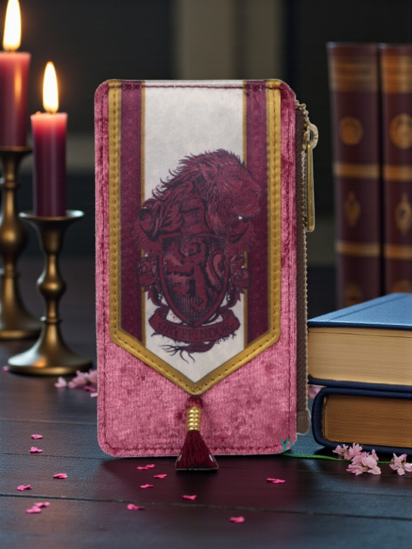 Loungefly Harry Potter Hogwarts Gryffindor Card Holder