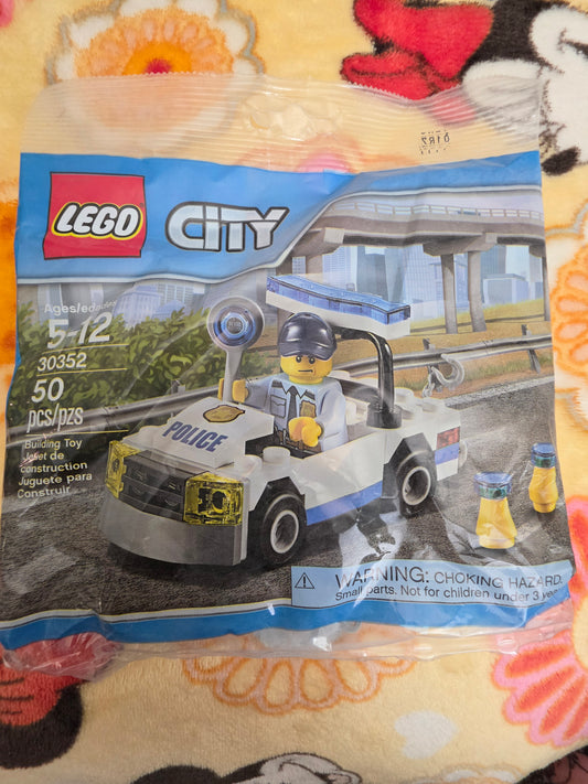 LEGO City 30352 Police Car Set "Retired"