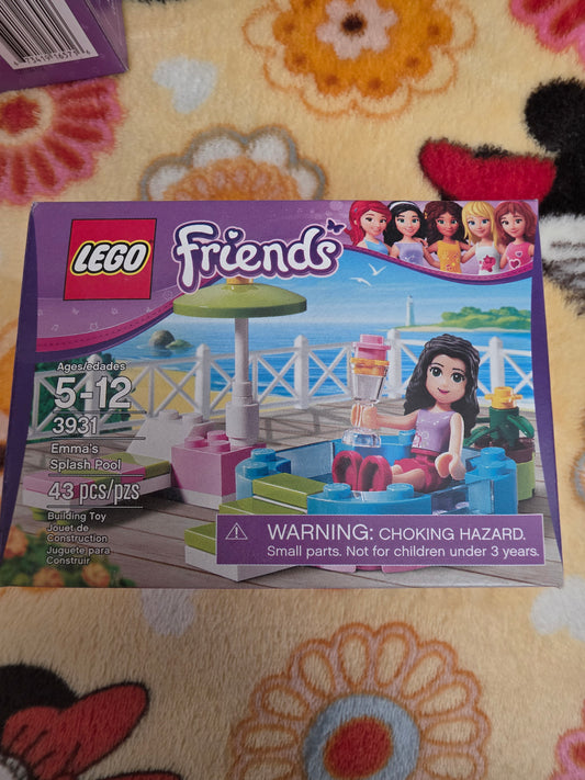 LEGO Friends 3931 Emma's Splash Pool Set "Retired"