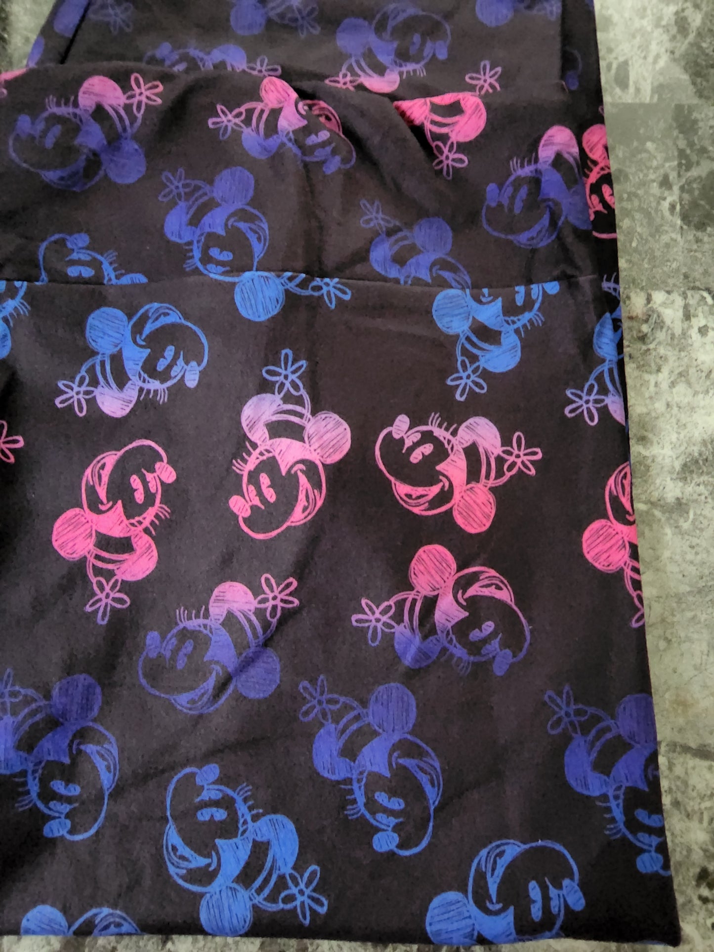 *Charlies Project Disney Minnie Mouse Ombre Capri Legging