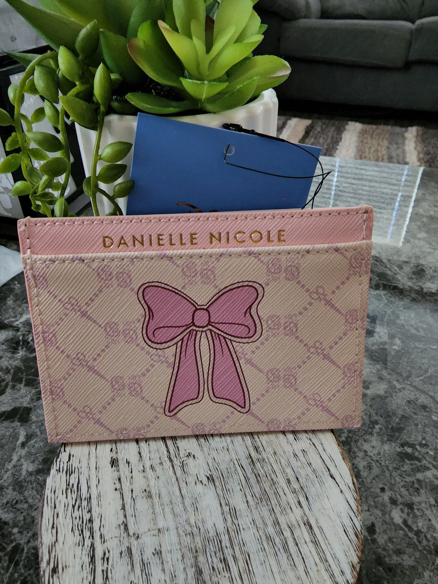 Danielle Nicole Disney Cinderella Card Holder