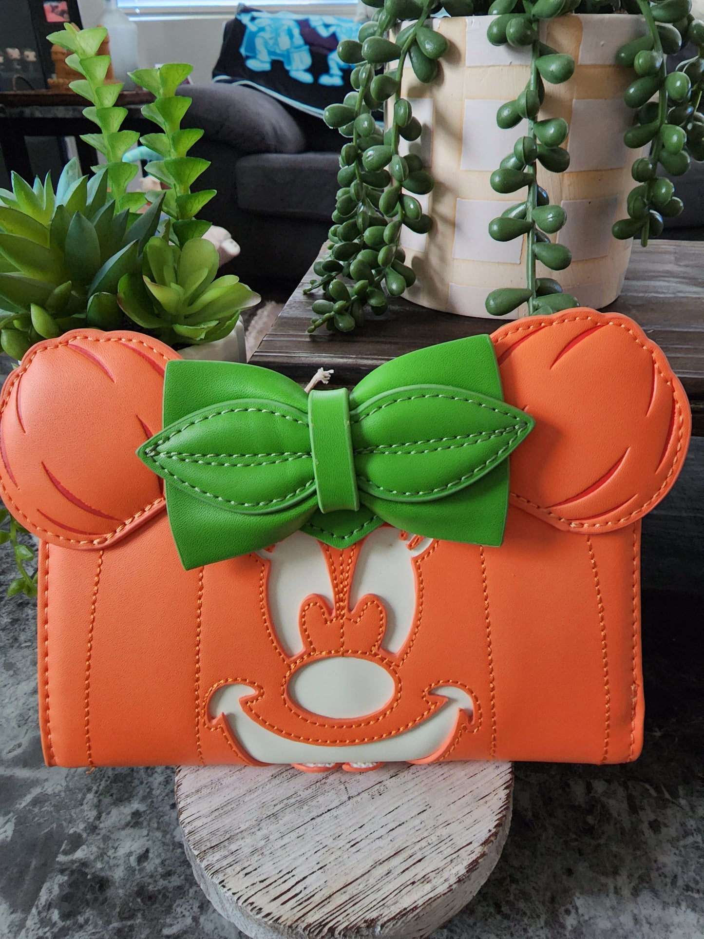 Minnie Pumpkin Glow in the Dark Loungefly Disney Wallet