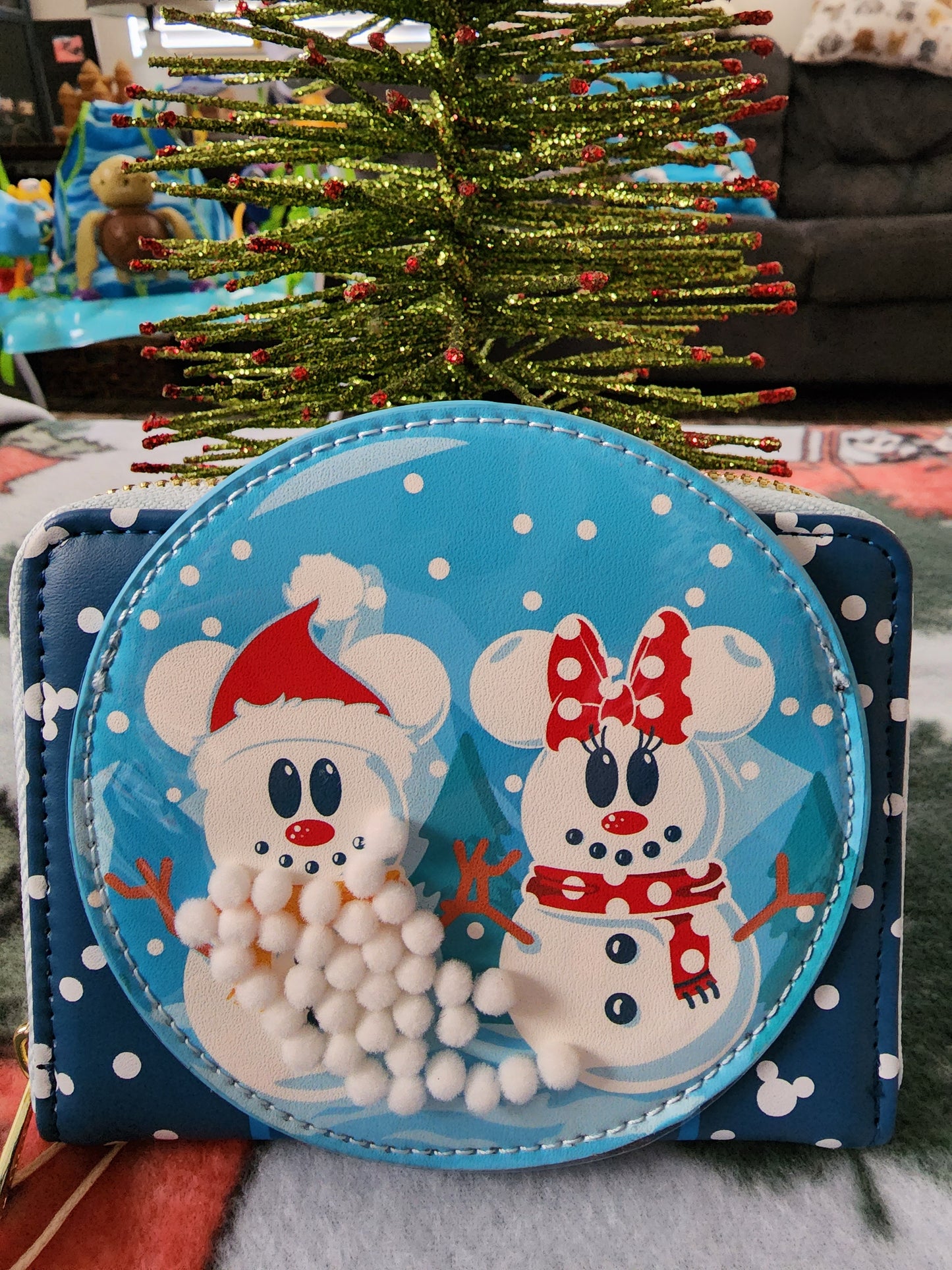 Loungefly Disney  Mickey and Minnie Mouse Snowmen Winter Wonderland Wallet