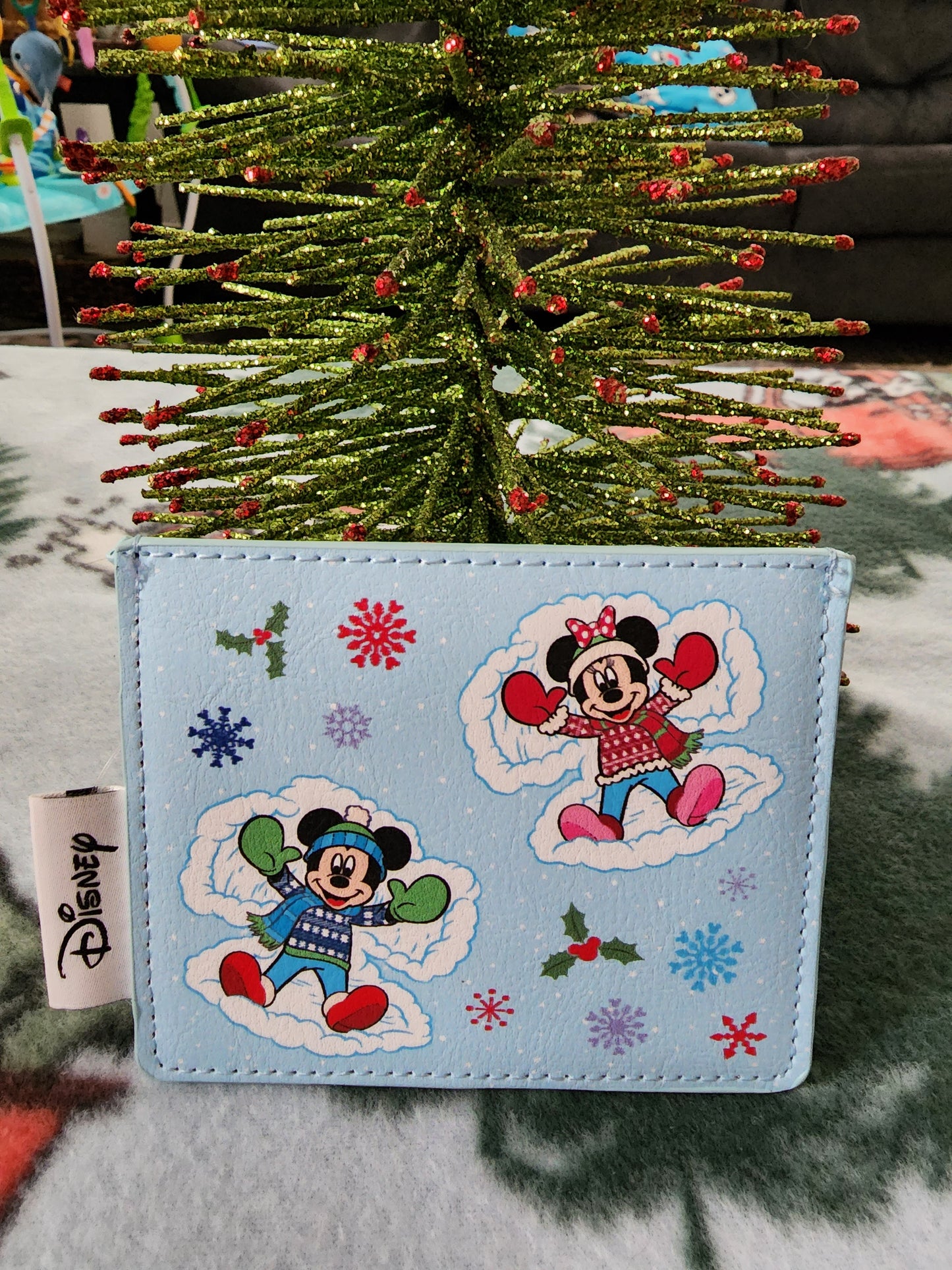 Her Universe Disney Mickey and Minnie Mouse Christmas card holder