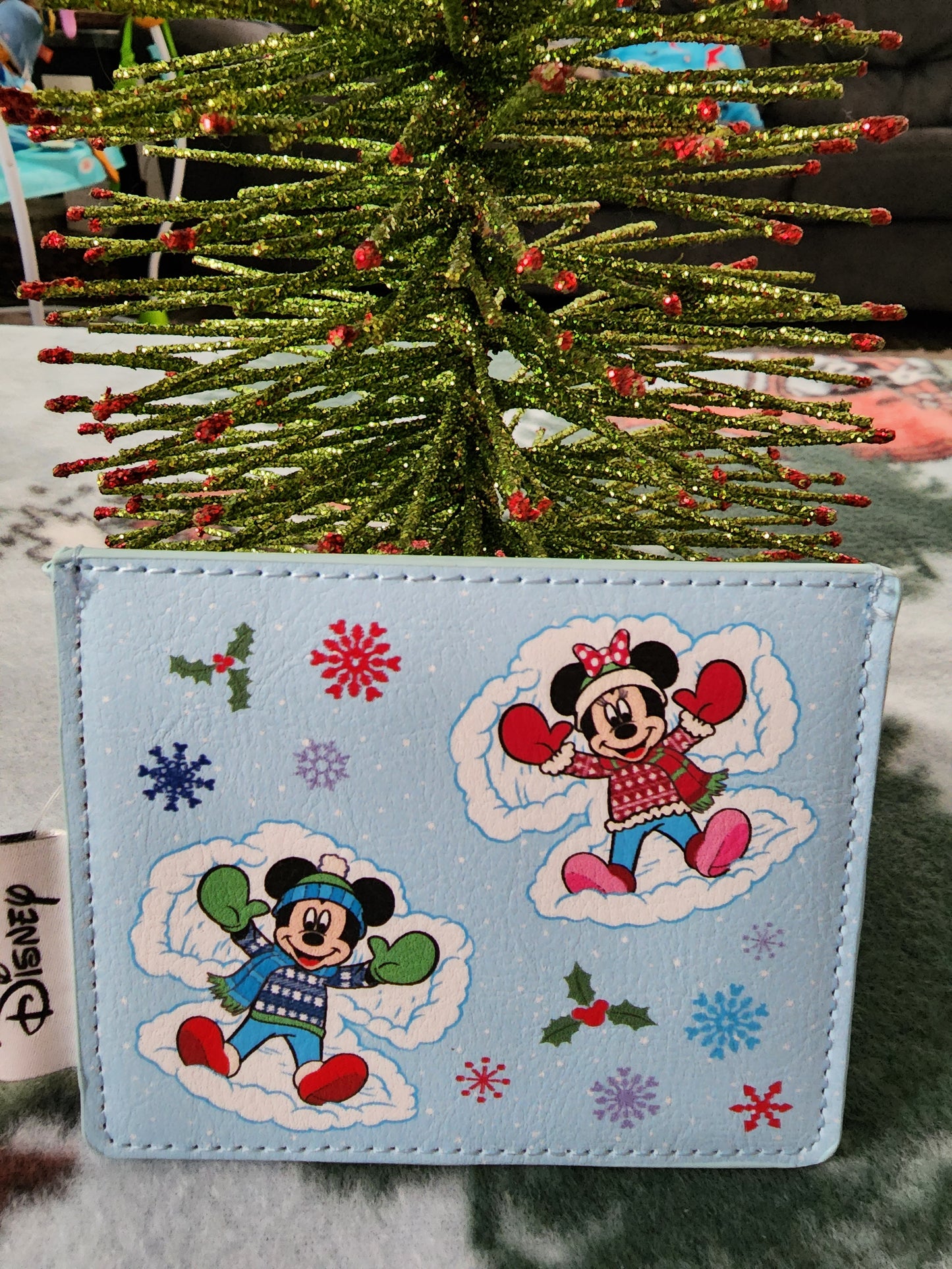 Her Universe Disney Mickey and Minnie Mouse Christmas card holder