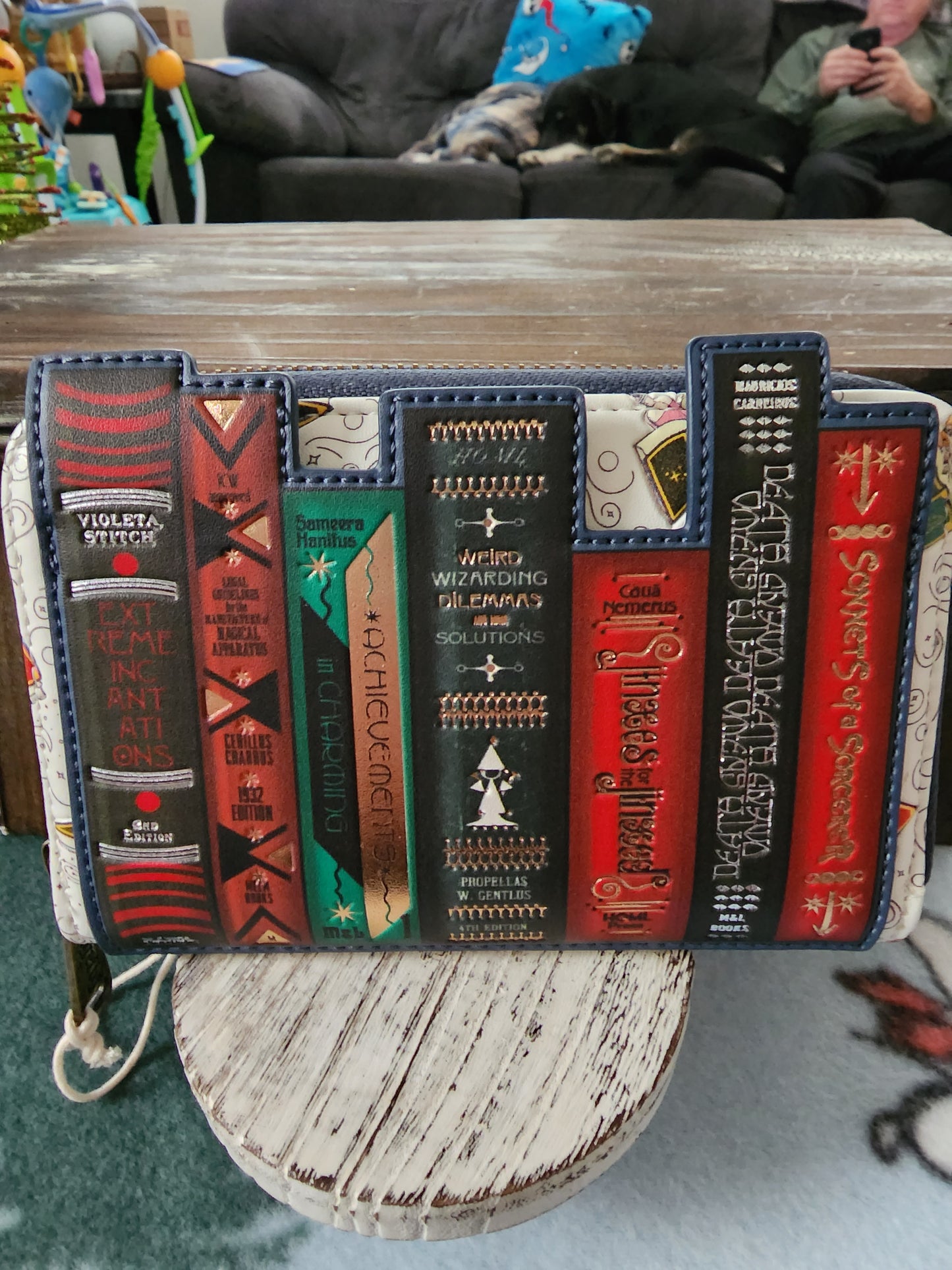 Loungefly Fantastic Beast Books  Wallet