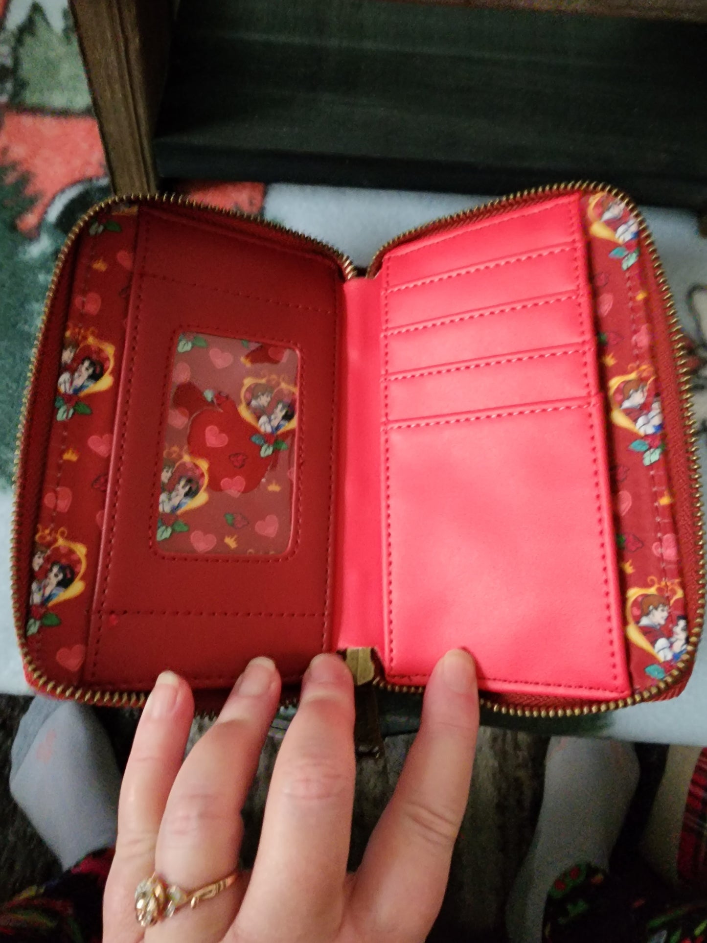 Loungefly Disney Snow White and The Seven Drawfs Window Wallet