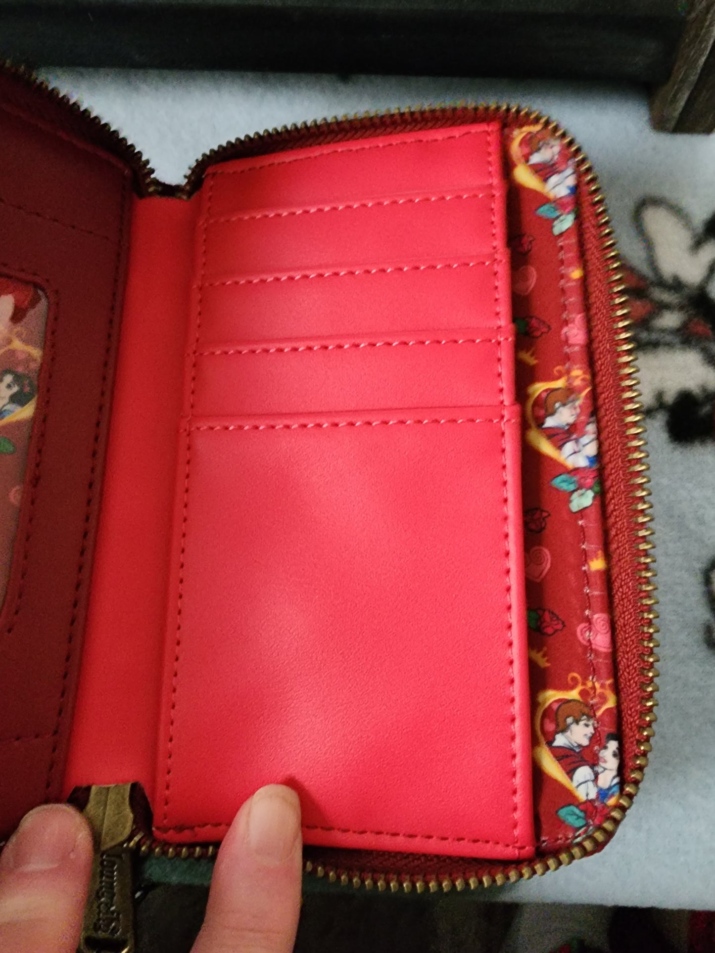 Loungefly Disney Snow White and The Seven Drawfs Window Wallet