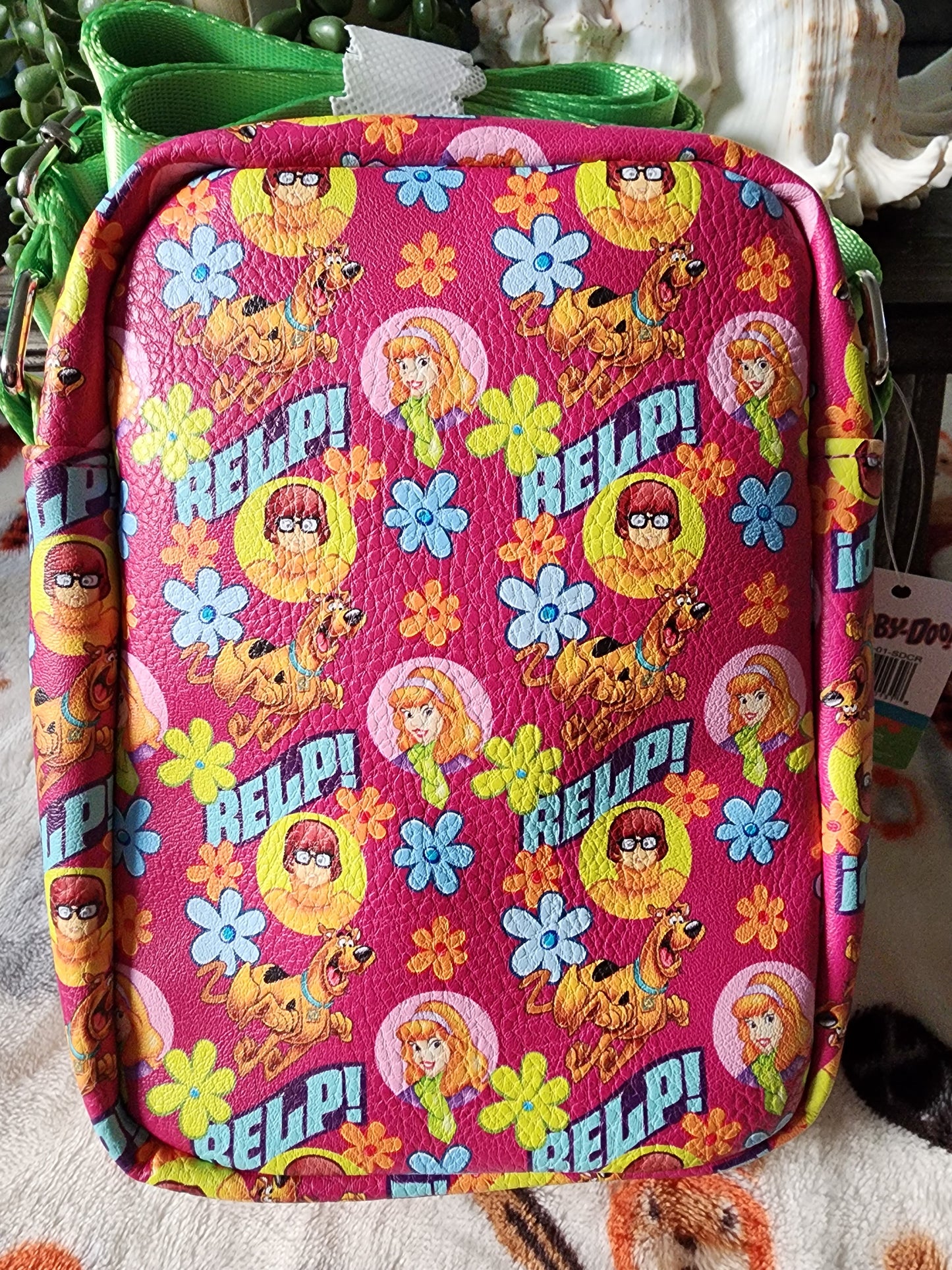 Scooby Doo and the Gang Crossbody Bag