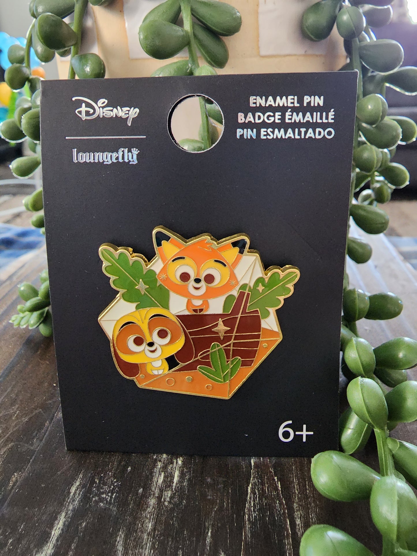 Loungefly Disney Fox and the Hound Terrarium Pin
