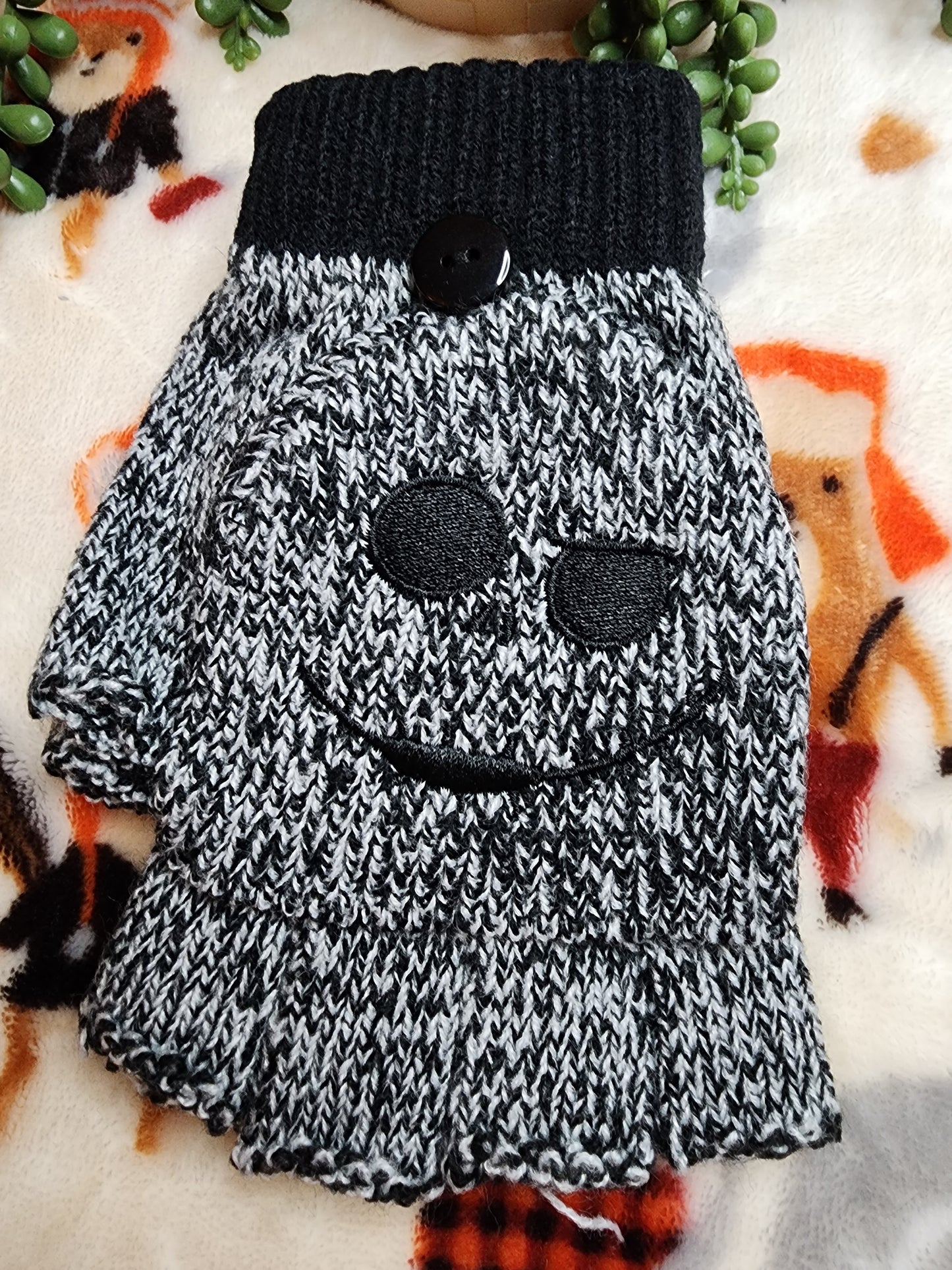 Jack Skelton Nightmare befoe Christmas gloves