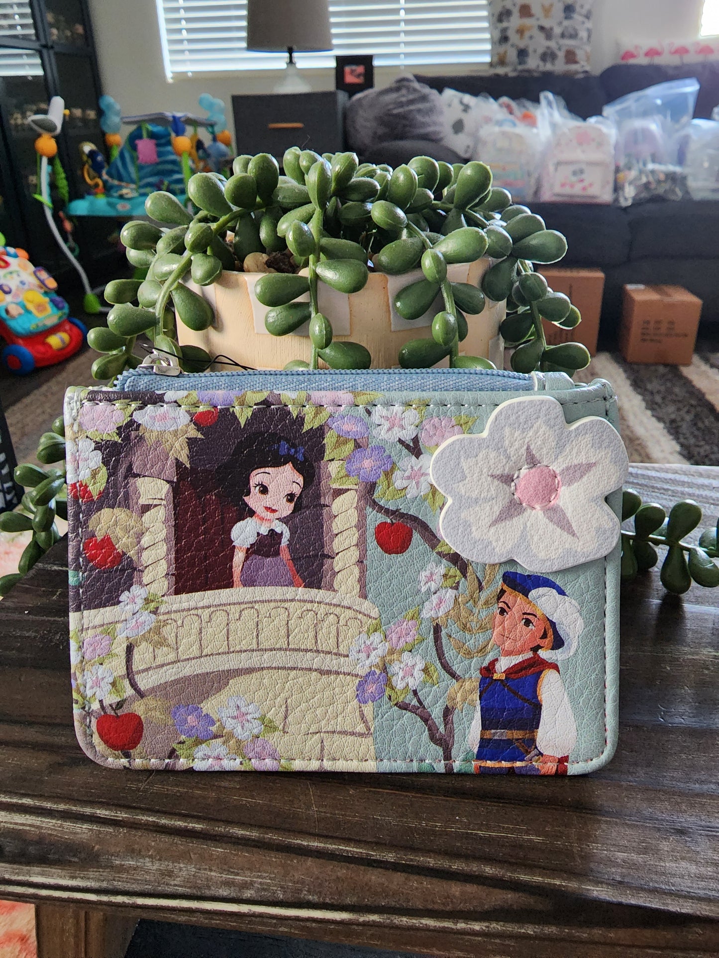 Disney Snow White and Prince Charming card holder