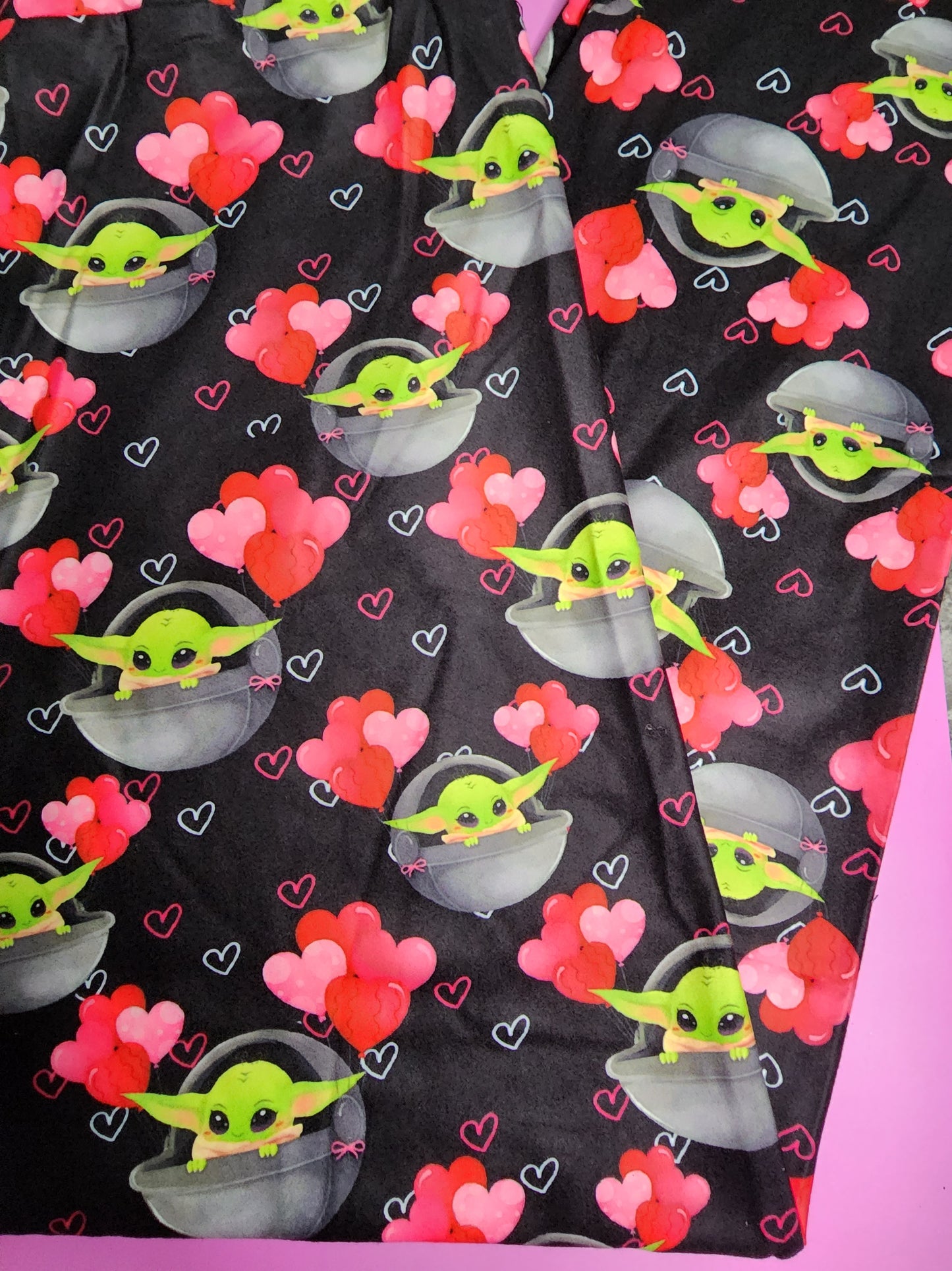 *Charlie's Project Baby Yoda Heart  Leggings