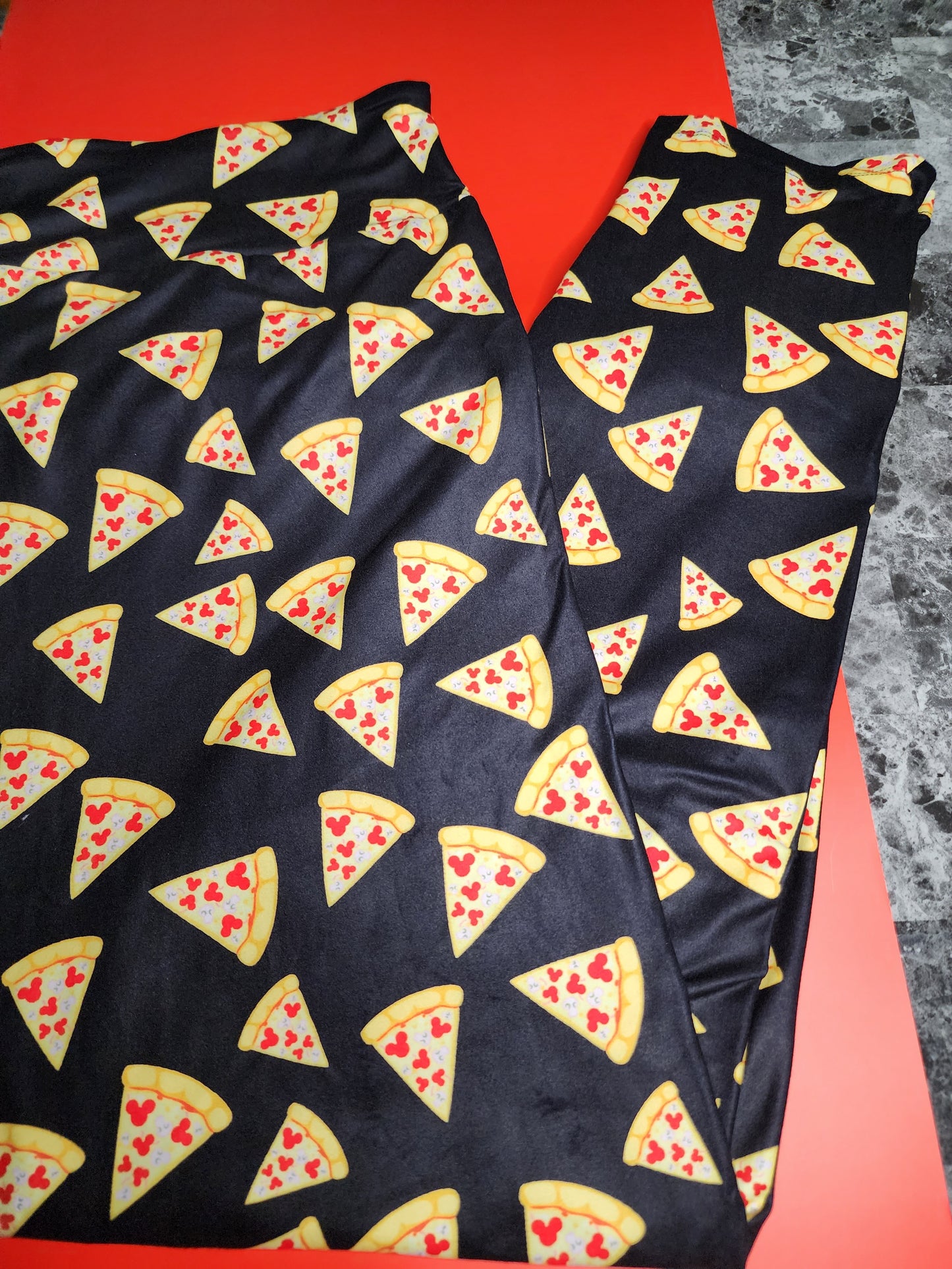 *Charlies Project Disney Mickey Head Pepperoni Pizza Leggings