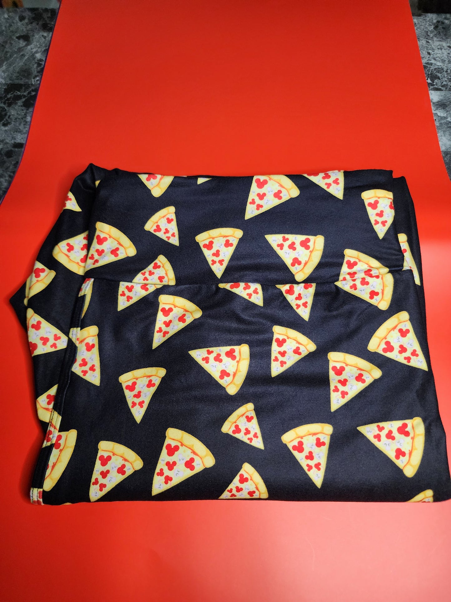 *Charlies Project Disney Mickey Head Pepperoni Pizza Leggings