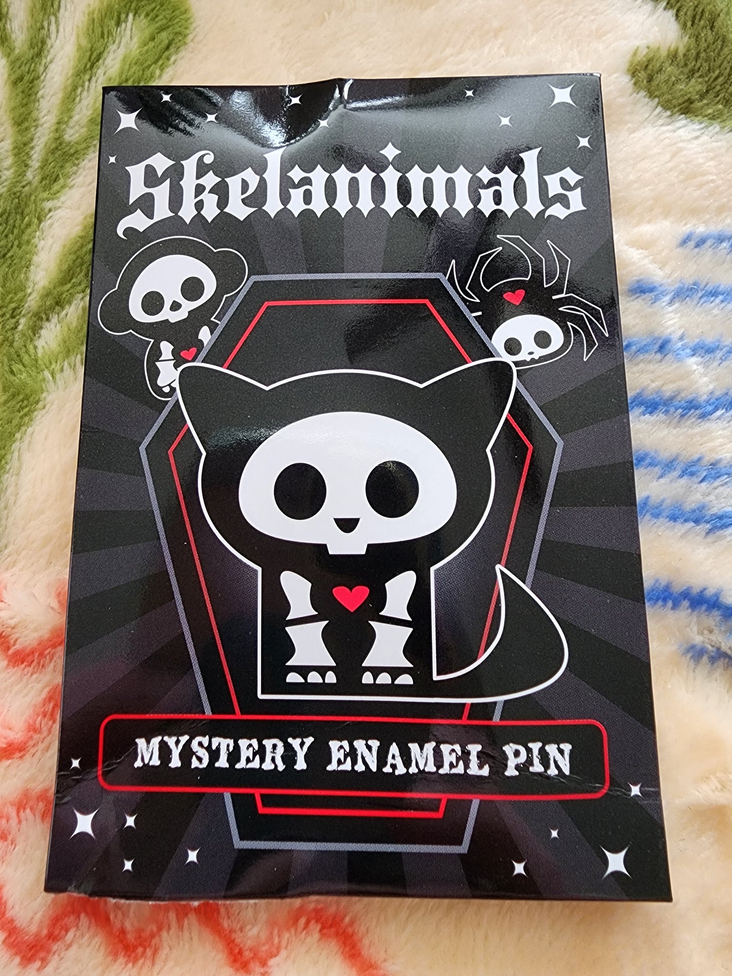 Skelanimal Mystery Pin