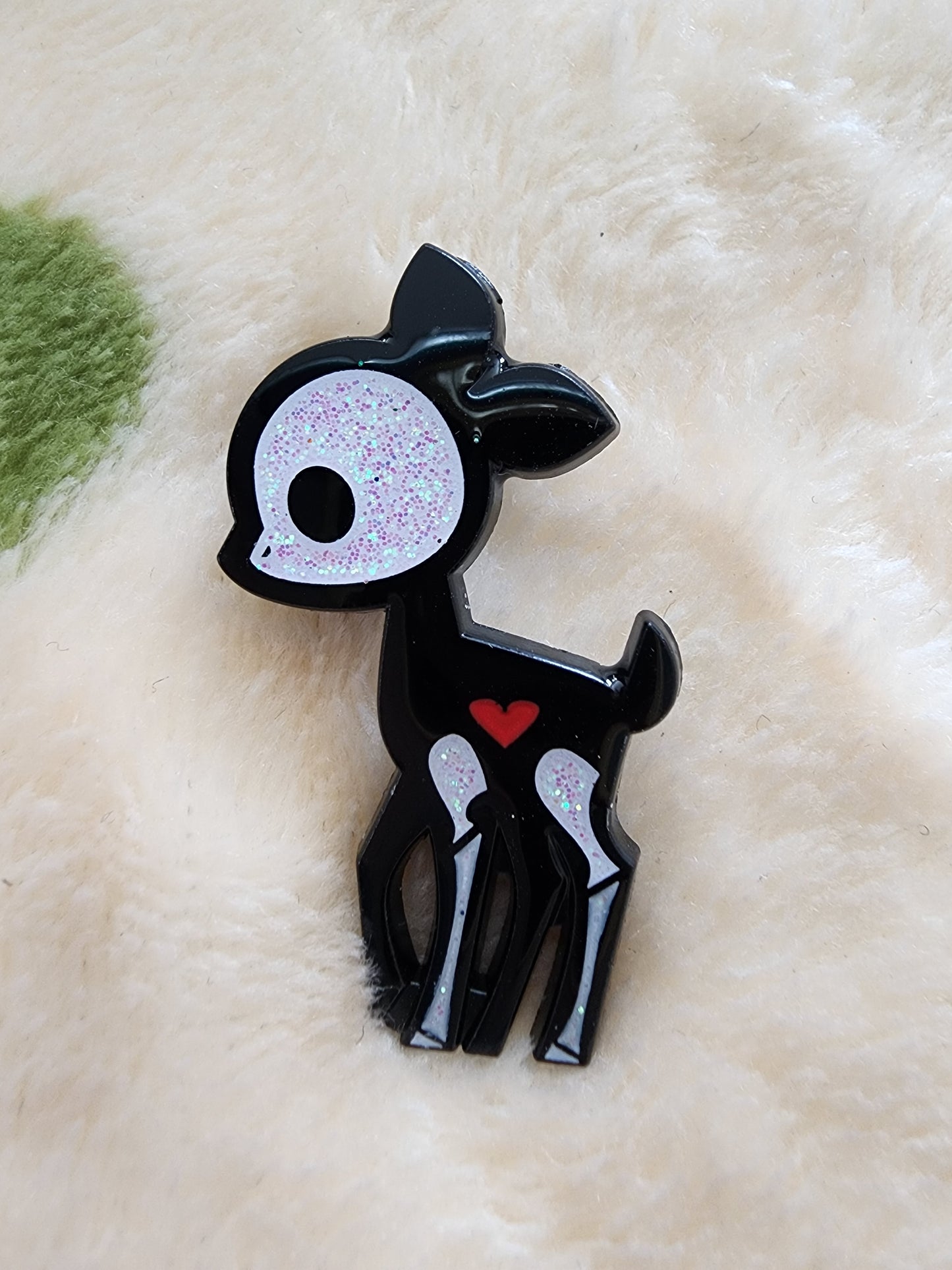 Skelanimal Mystery Pin