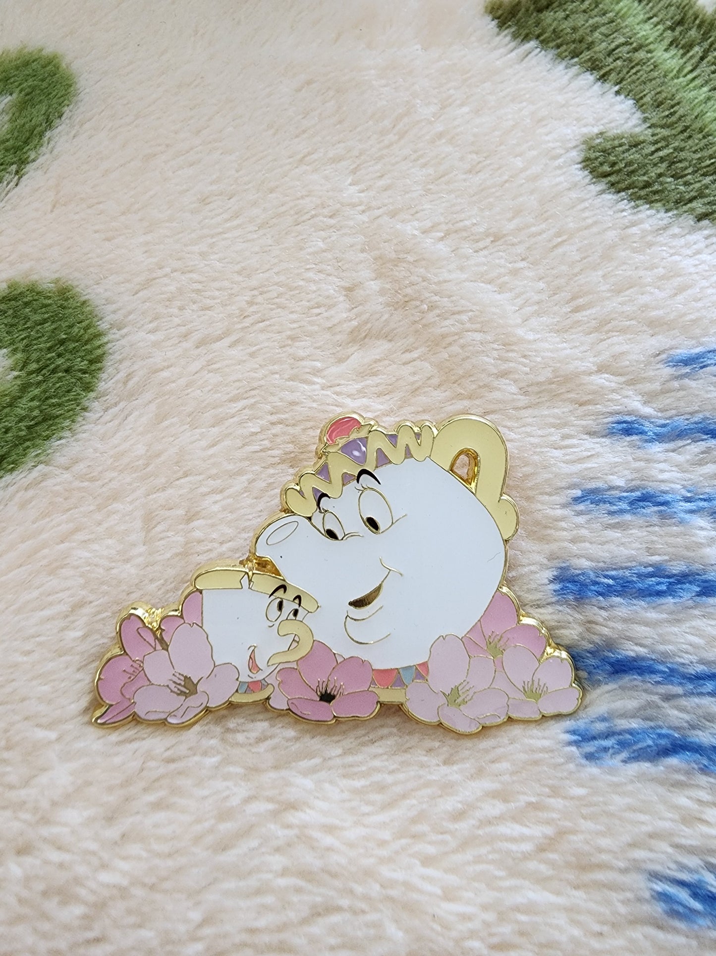 Loungefly Disney Princess Side Kick Mystery Pin