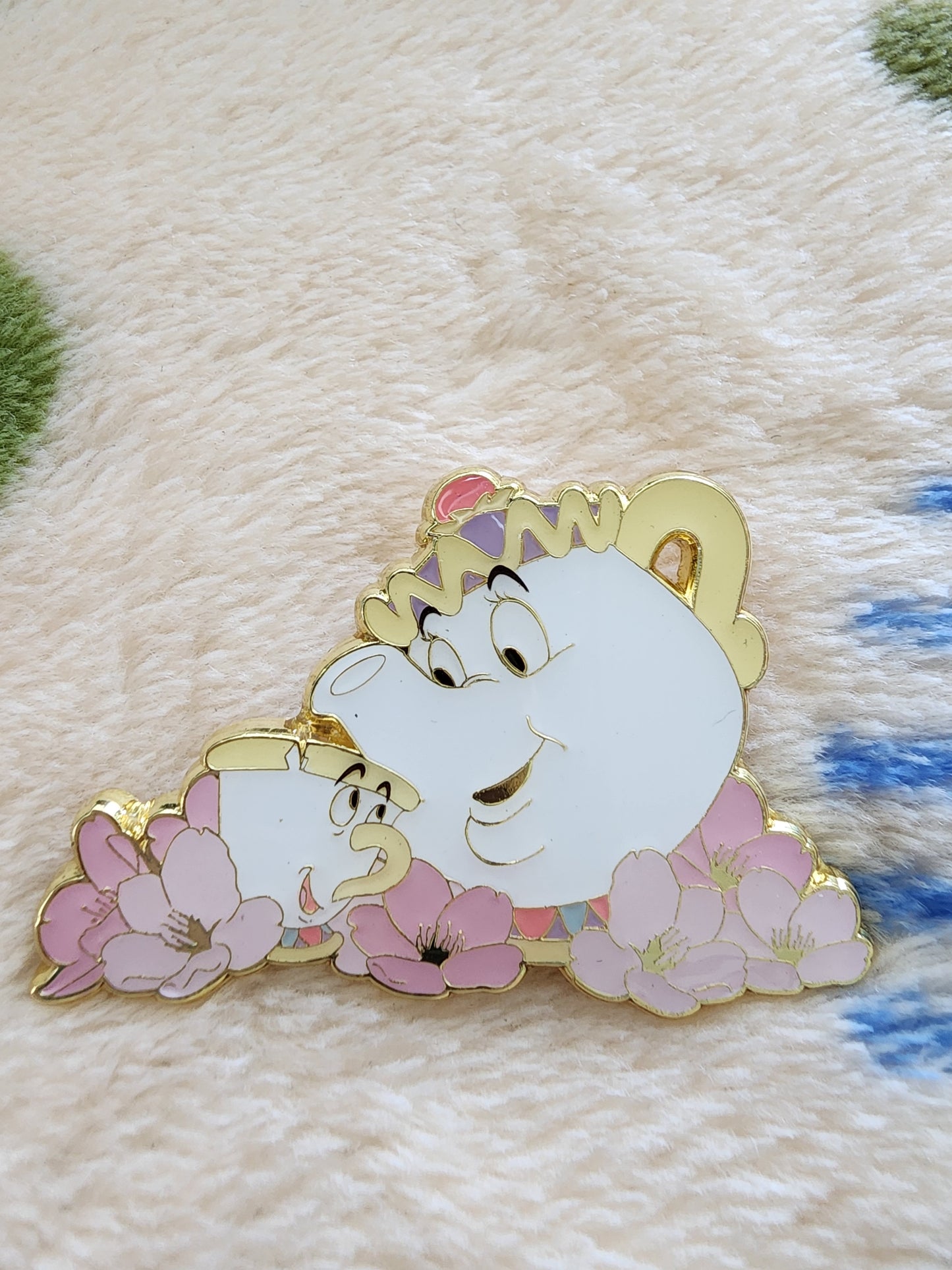 Loungefly Disney Princess Side Kick Mystery Pin