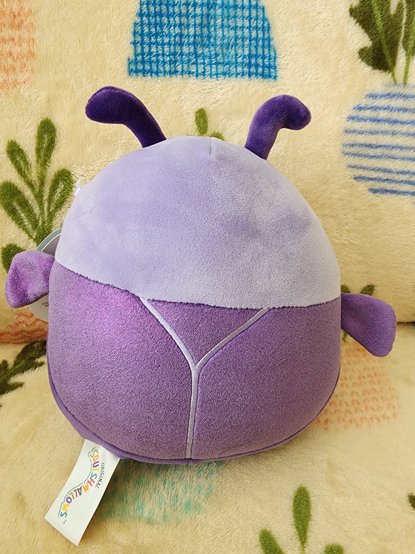 Squishmallow Axel a Beetle Plush